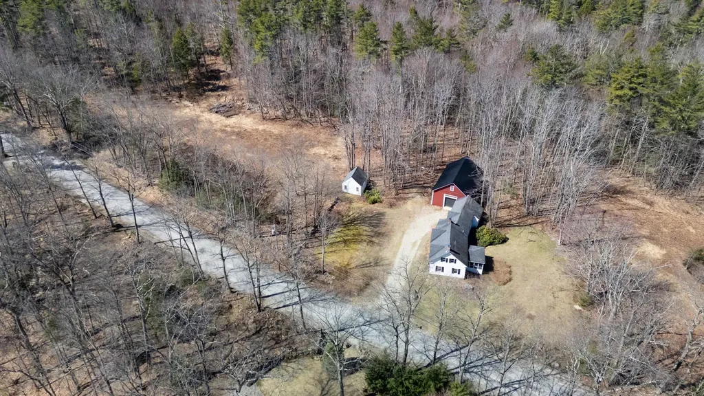 228 Woodward Hill Road Francestown NH 03043
