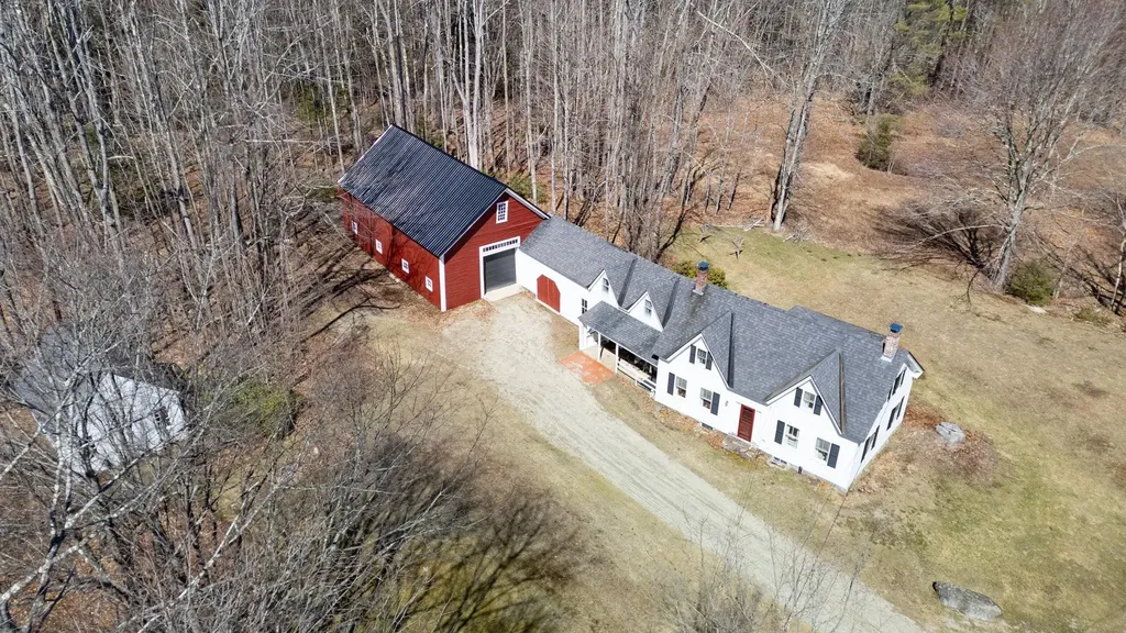 228 Woodward Hill Road Francestown NH 03043