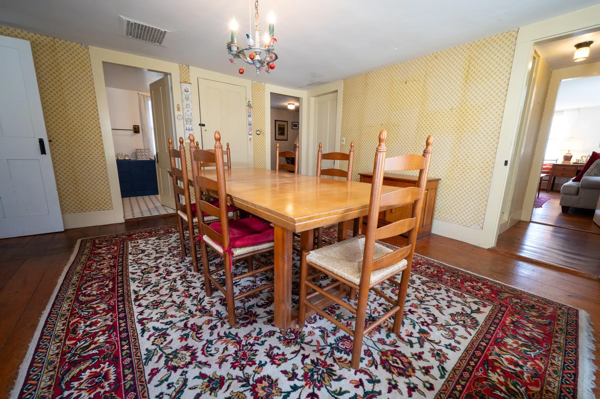 228 Woodward Hill Road Francestown NH 03043