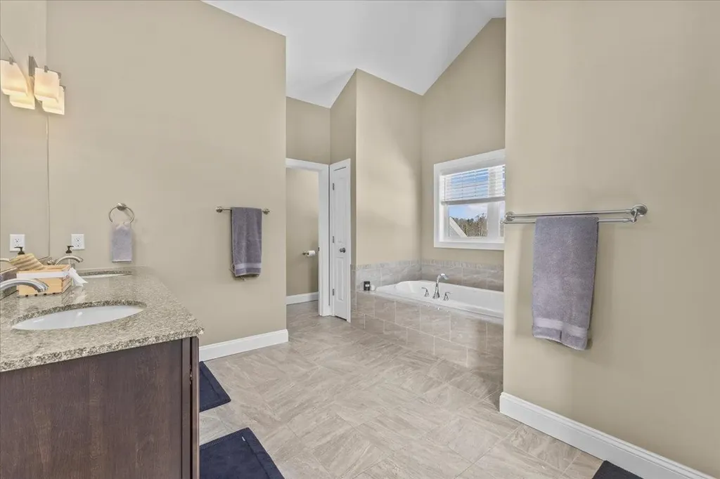 197 Old Stage Road Essex VT 05452