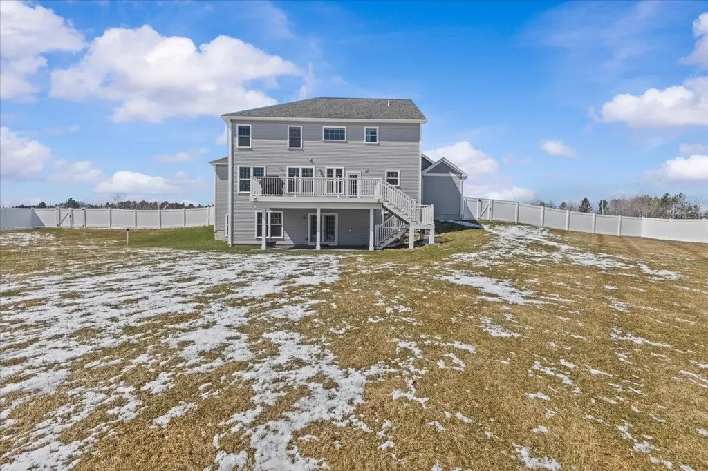 197 Old Stage Road Essex VT 05452