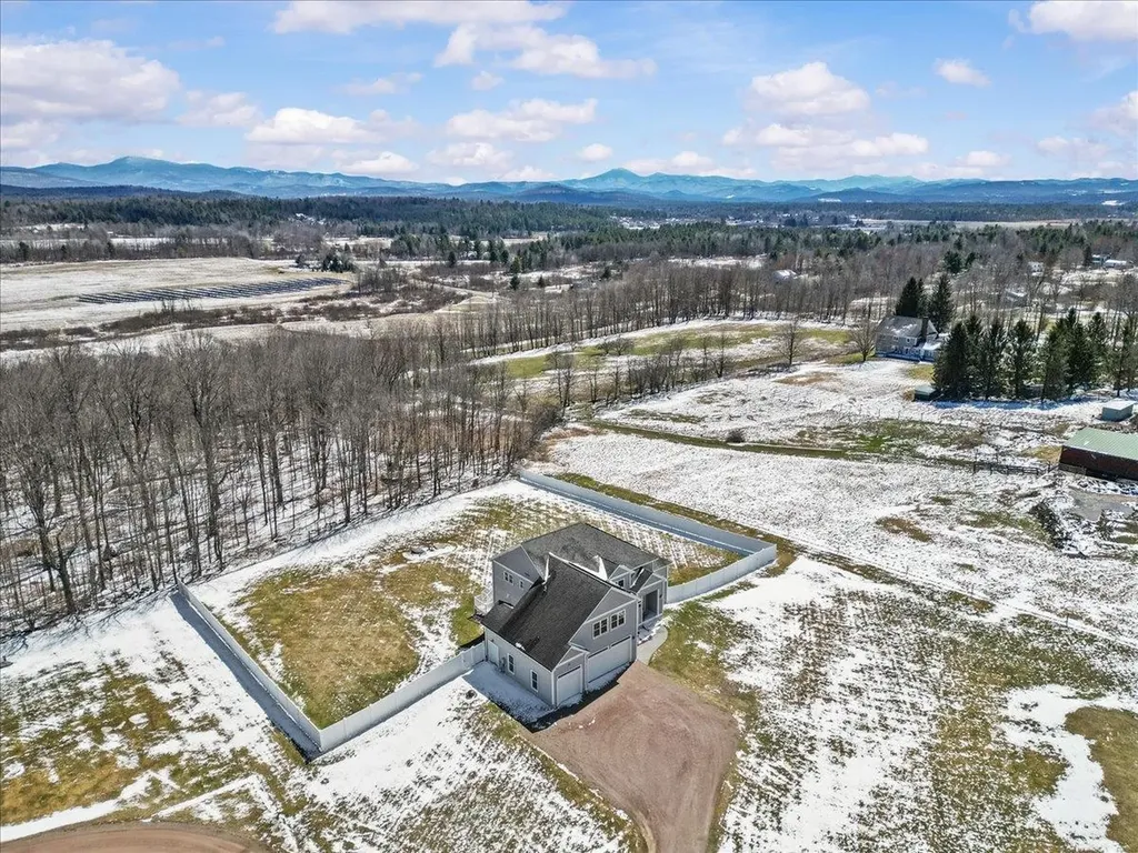 197 Old Stage Road Essex VT 05452