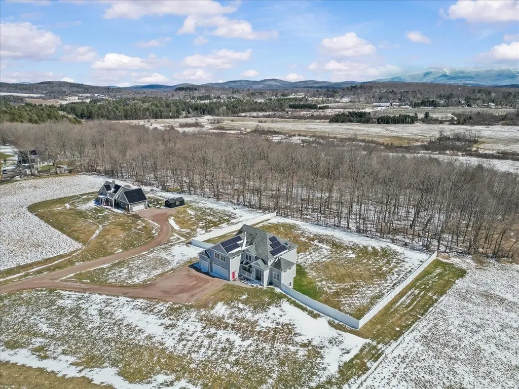 197 Old Stage Road Essex VT 05452