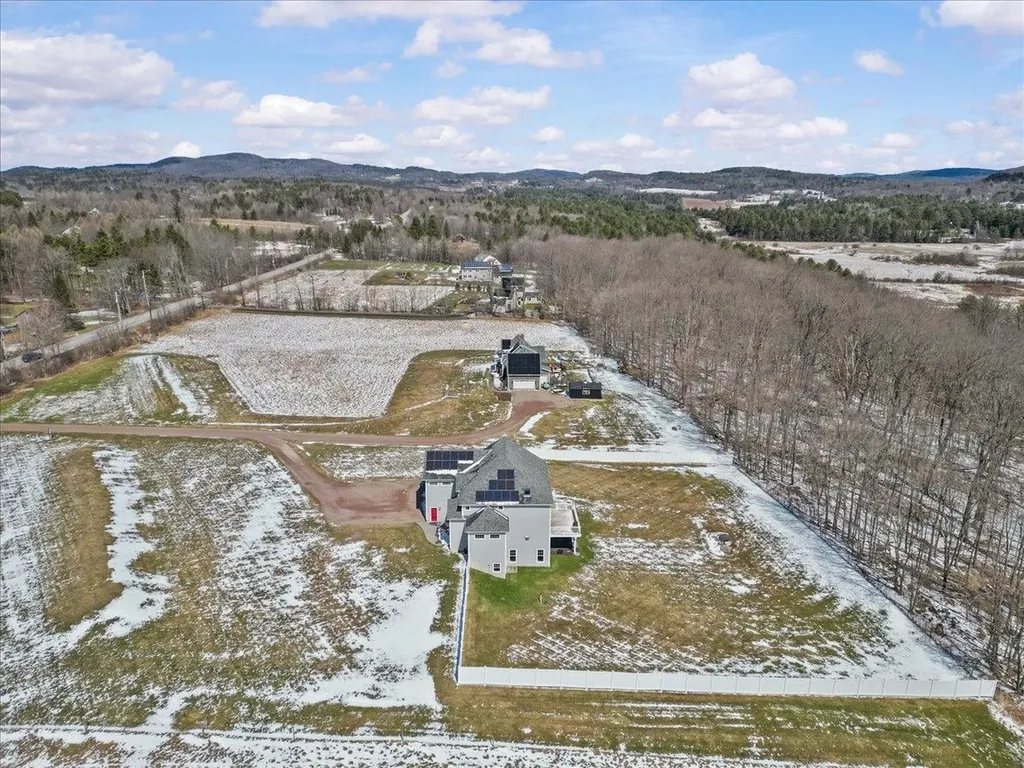 197 Old Stage Road Essex VT 05452