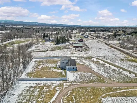 197 Old Stage Road Essex VT 05452