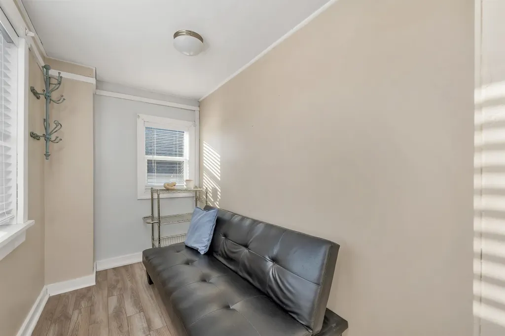 8 Island Path Hampton NH 03842