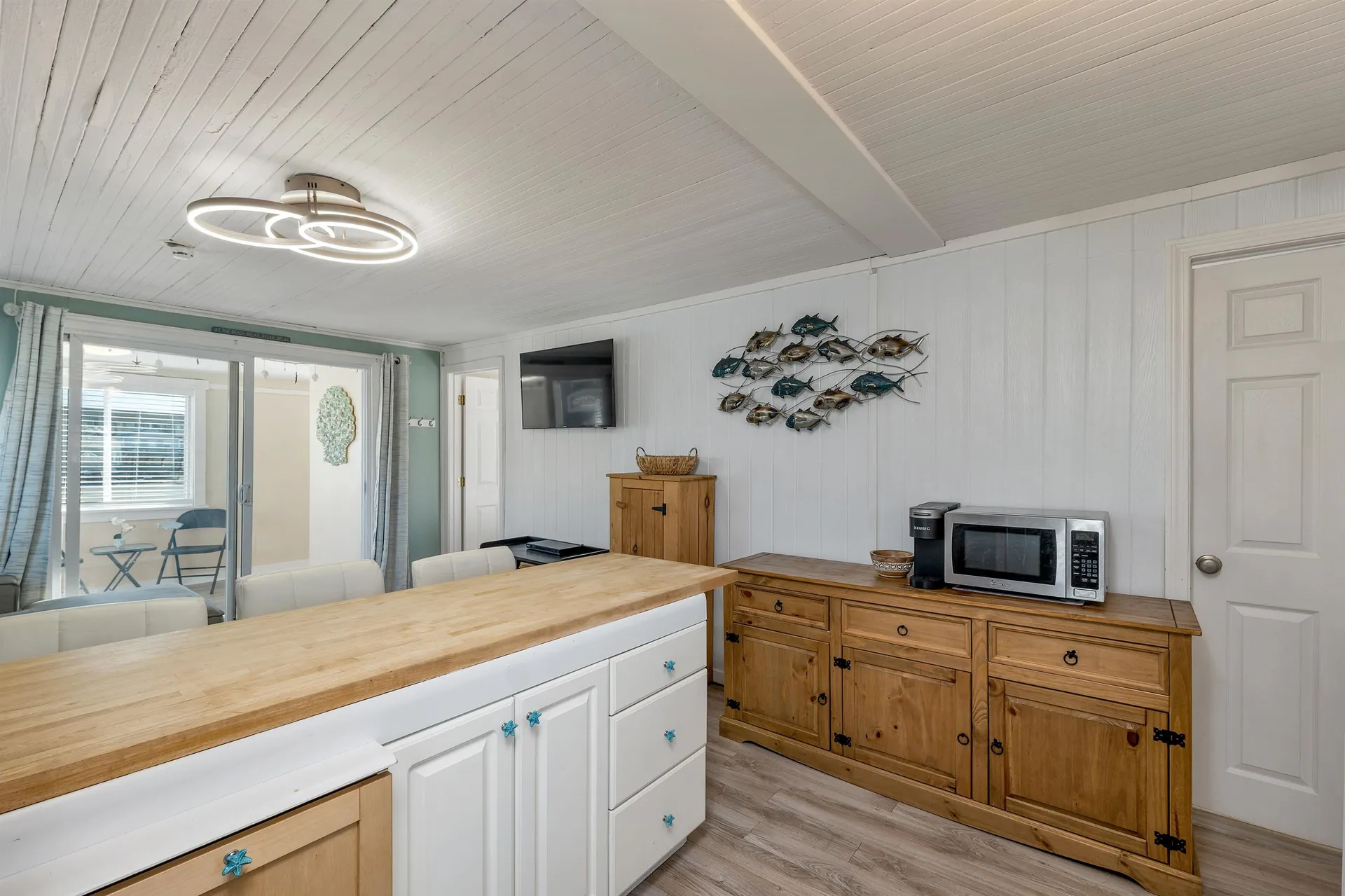 8 Island Path Hampton NH 03842