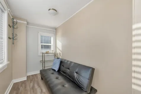 8 Island Path Hampton NH 03842