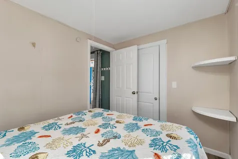 8 Island Path Hampton NH 03842