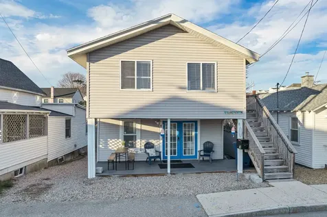 8 Island Path Hampton NH 03842