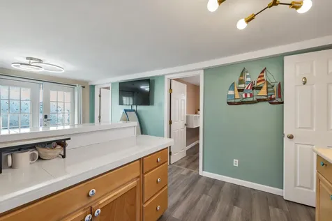 8 Island Path Hampton NH 03842