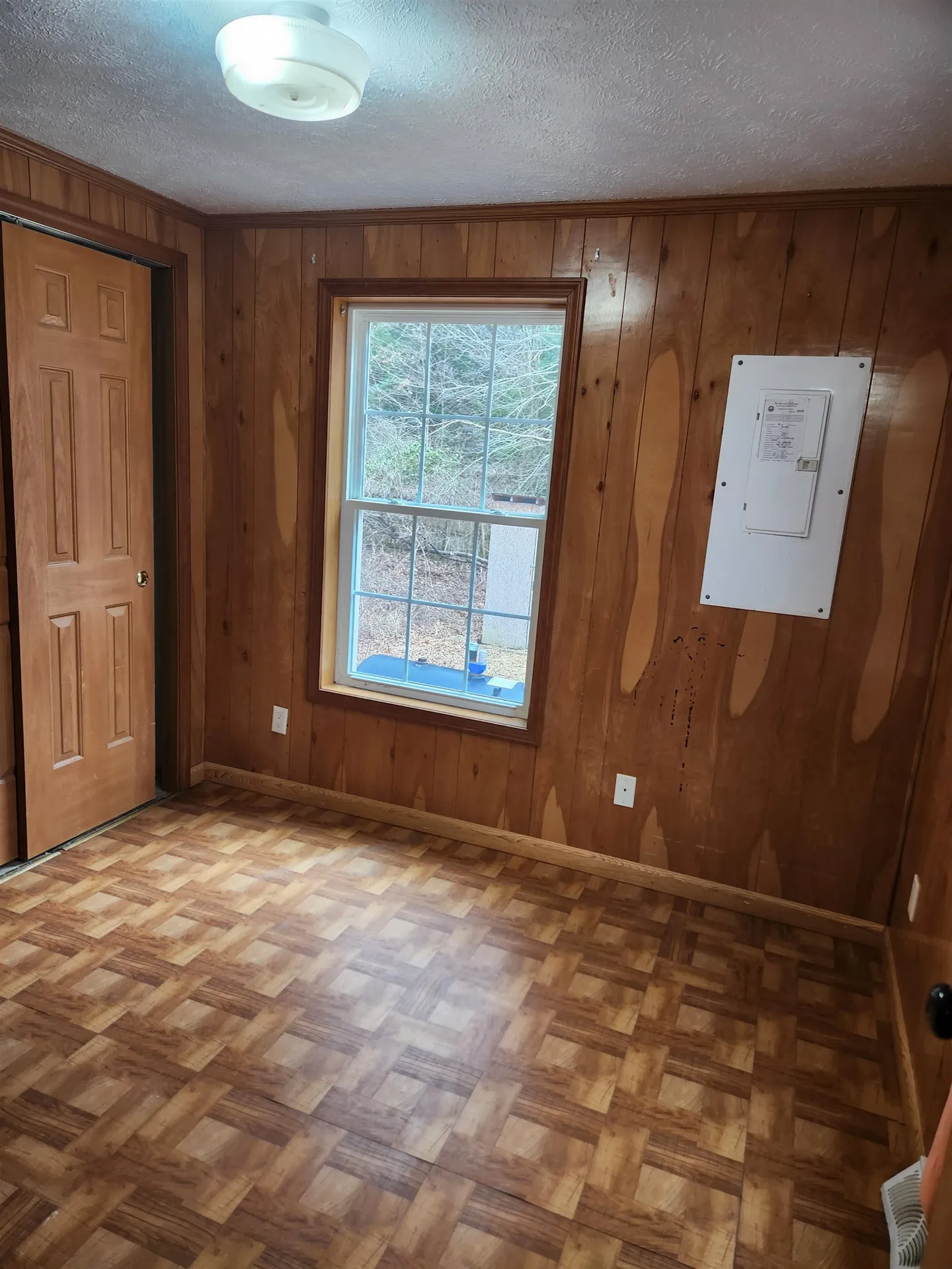 106 Lat Lane Swanzey NH 03446