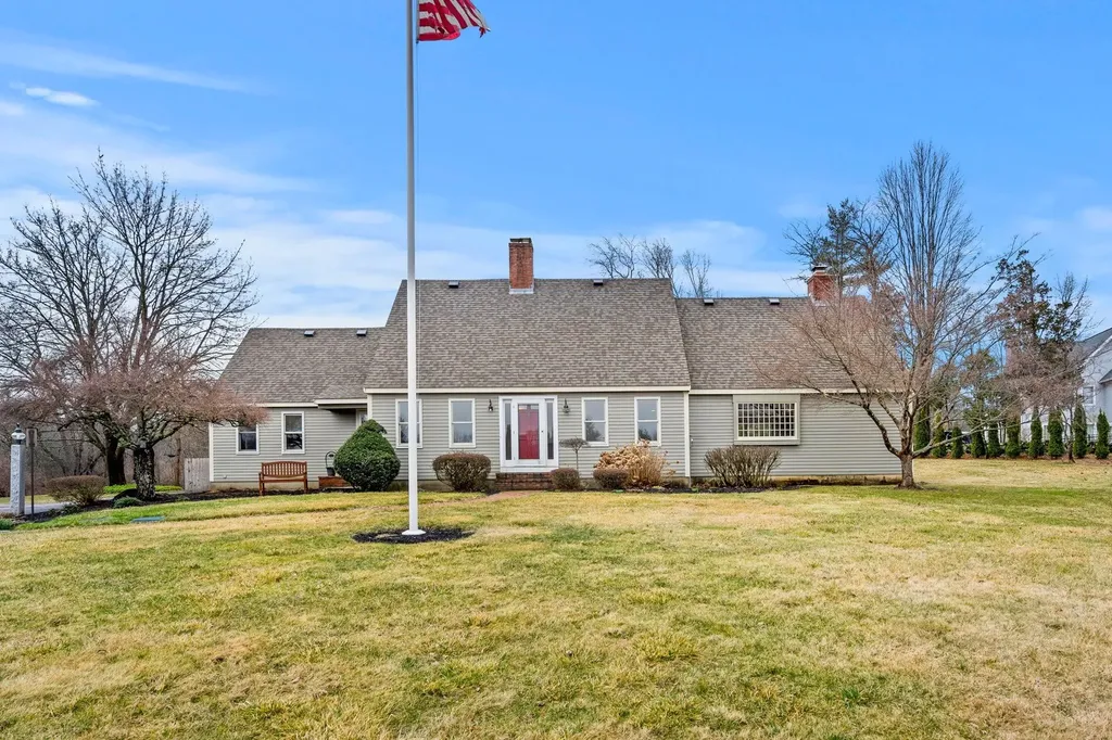 15 Prescott Lane Hampton Falls NH 03844