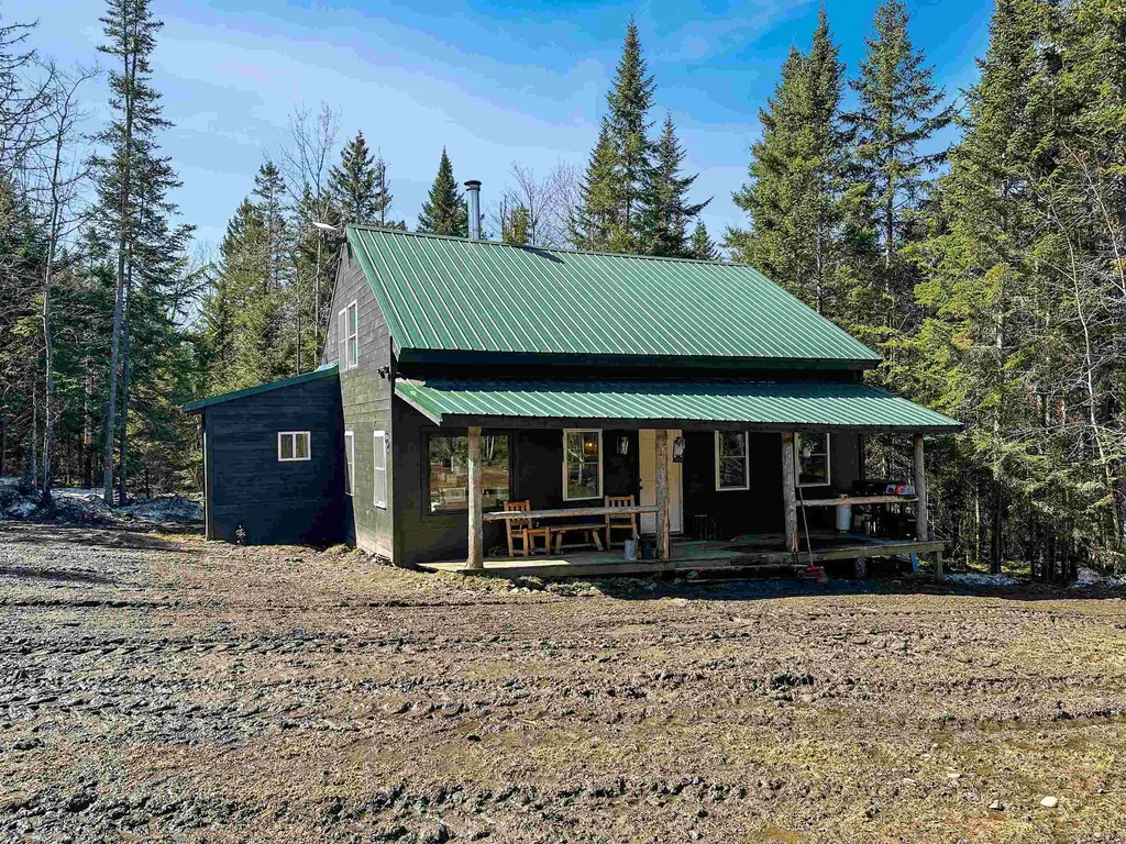 719 Piper Hill Road Stewartstown NH 03576