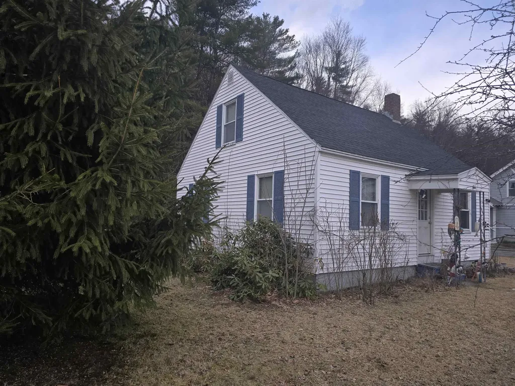 59 Weston Heights Windsor VT 05089