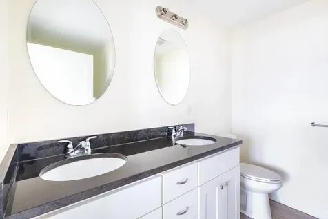 128 Ashworth Avenue Hampton NH 03842