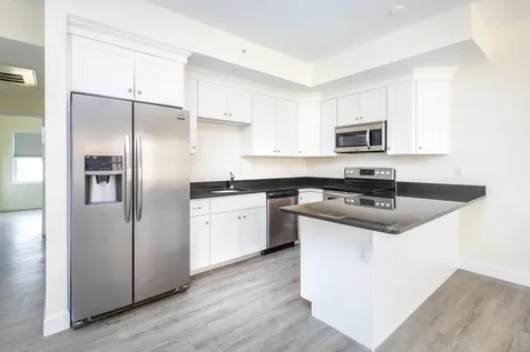 128 Ashworth Avenue Hampton NH 03842