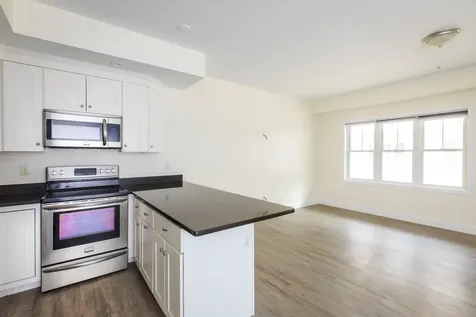 128 Ashworth Avenue Hampton NH 03842