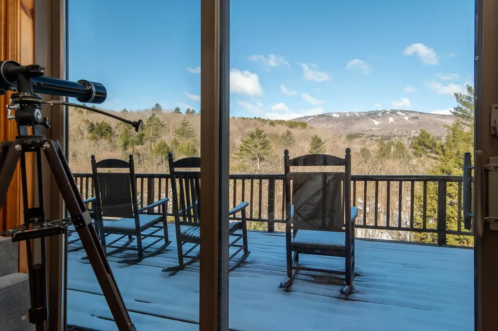 28 Plumley Ridge Ludlow VT 05149