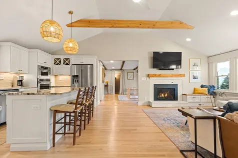 8 Pineview Drive Dover NH 03820