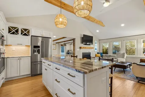 8 Pineview Drive Dover NH 03820