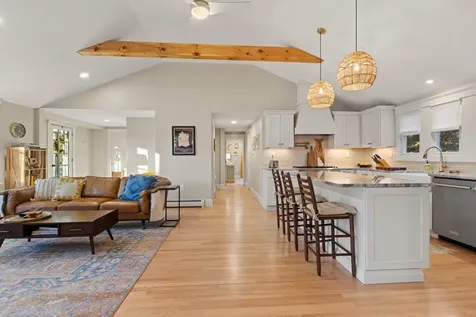 8 Pineview Drive Dover NH 03820