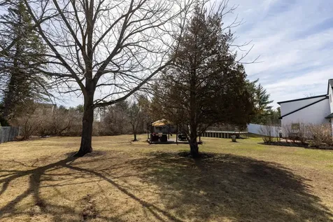 8 Pineview Drive Dover NH 03820