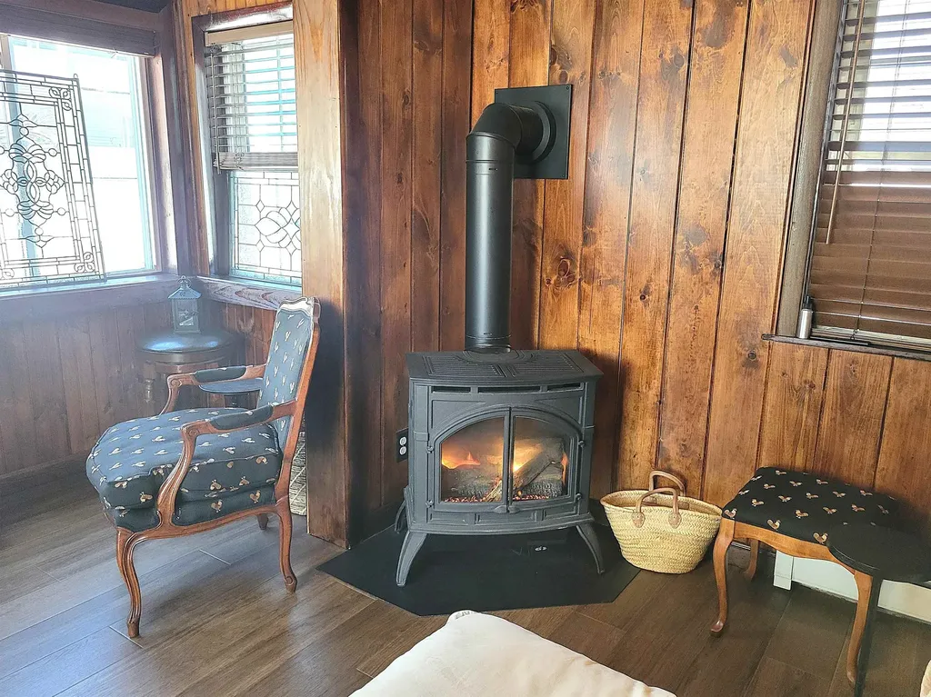 850 4th Avenue Berlin NH 03570