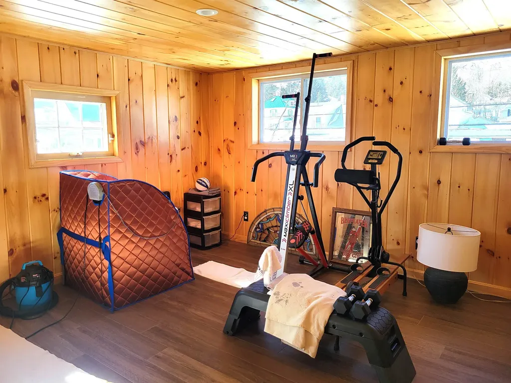 850 4th Avenue Berlin NH 03570