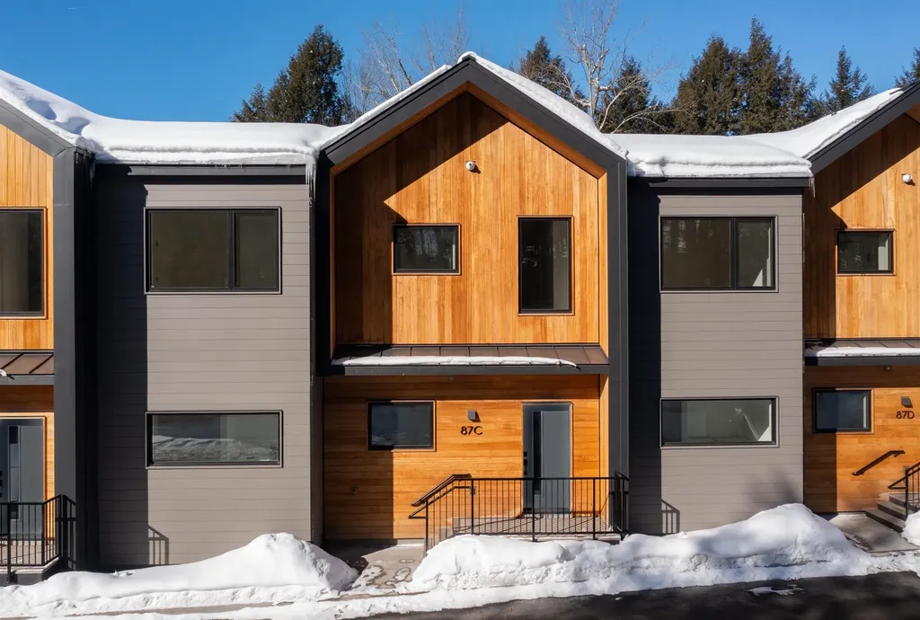 87C Slate Hill Road Stowe VT 05672