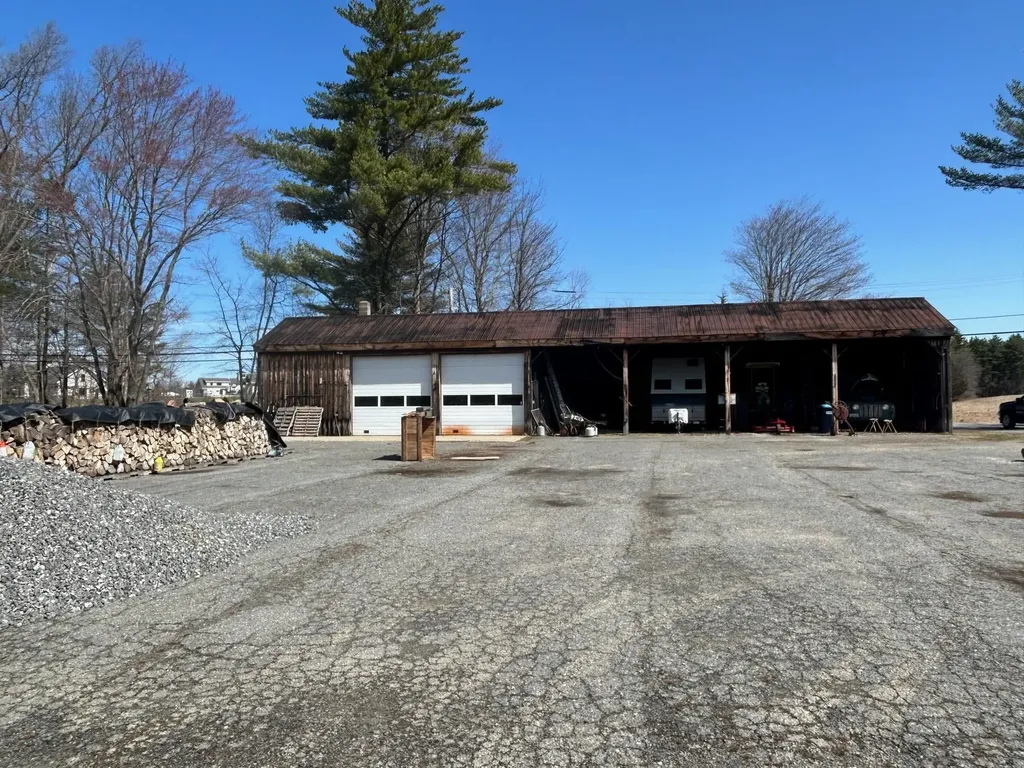 175 Drinkwater Road Kensington NH 03833