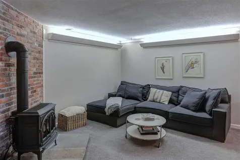 1 College Hill Road Hanover NH 03755