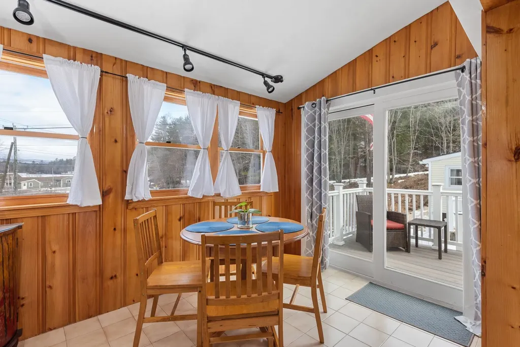 1140 & 1142 North Main Street Bristol NH 03222