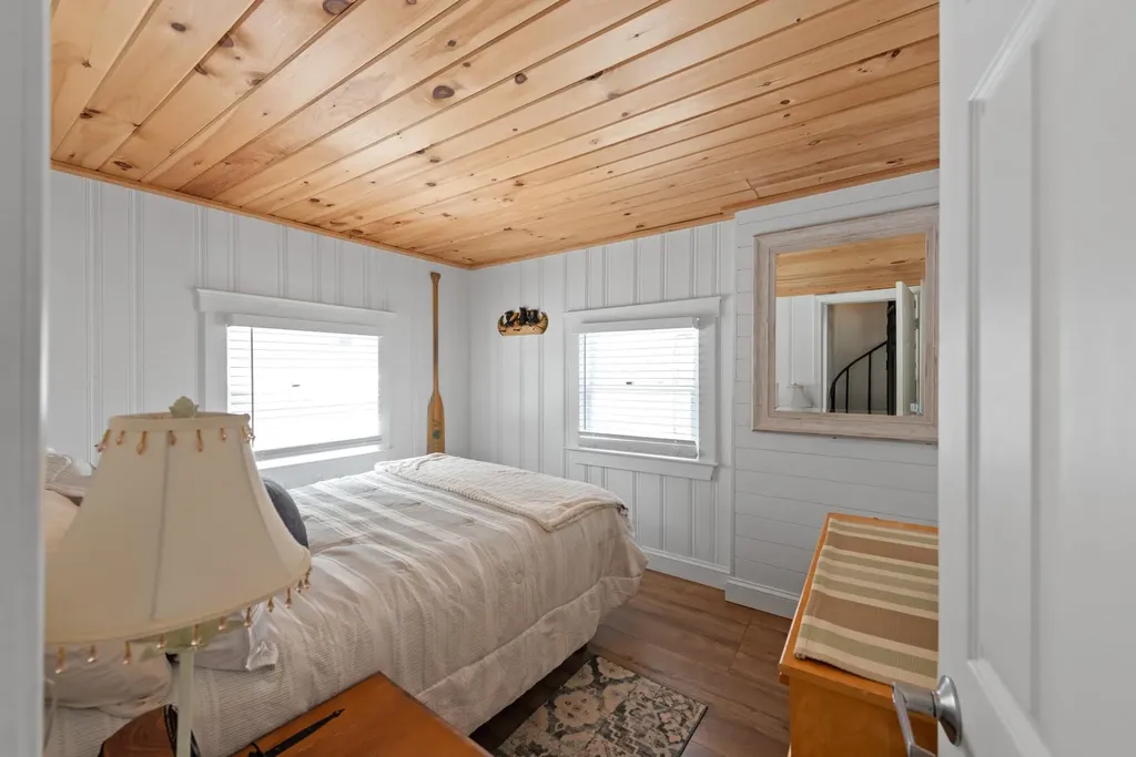 1140 & 1142 North Main Street Bristol NH 03222