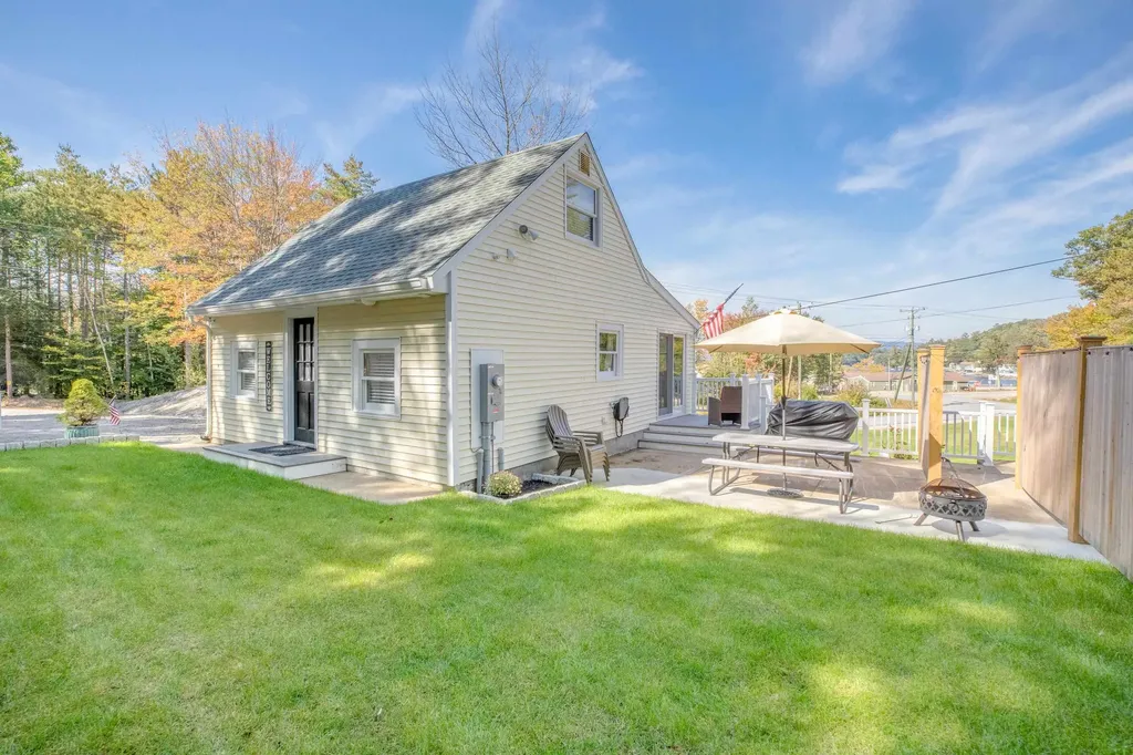 1140 & 1142 North Main Street Bristol NH 03222