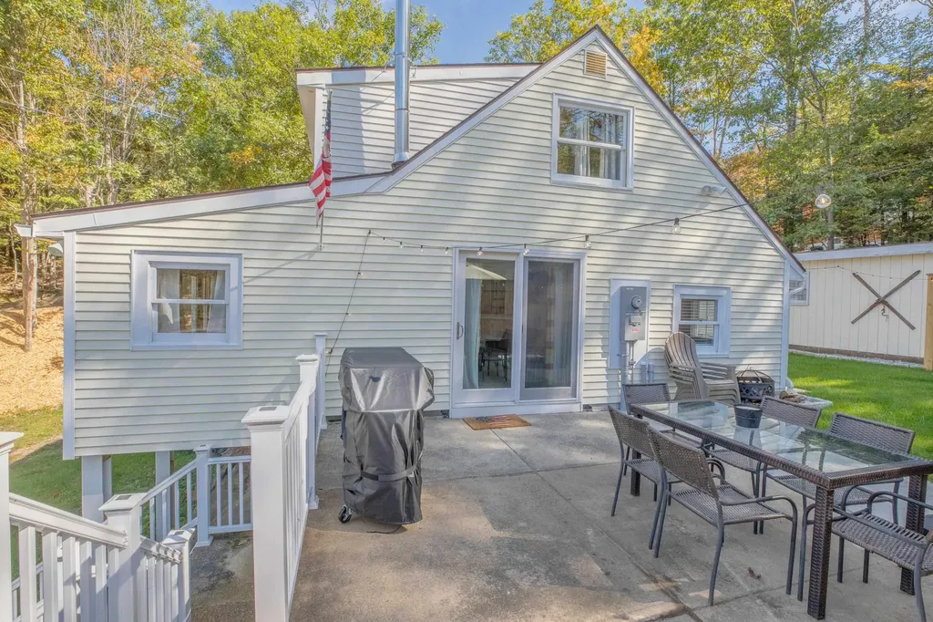 1140 & 1142 North Main Street Bristol NH 03222