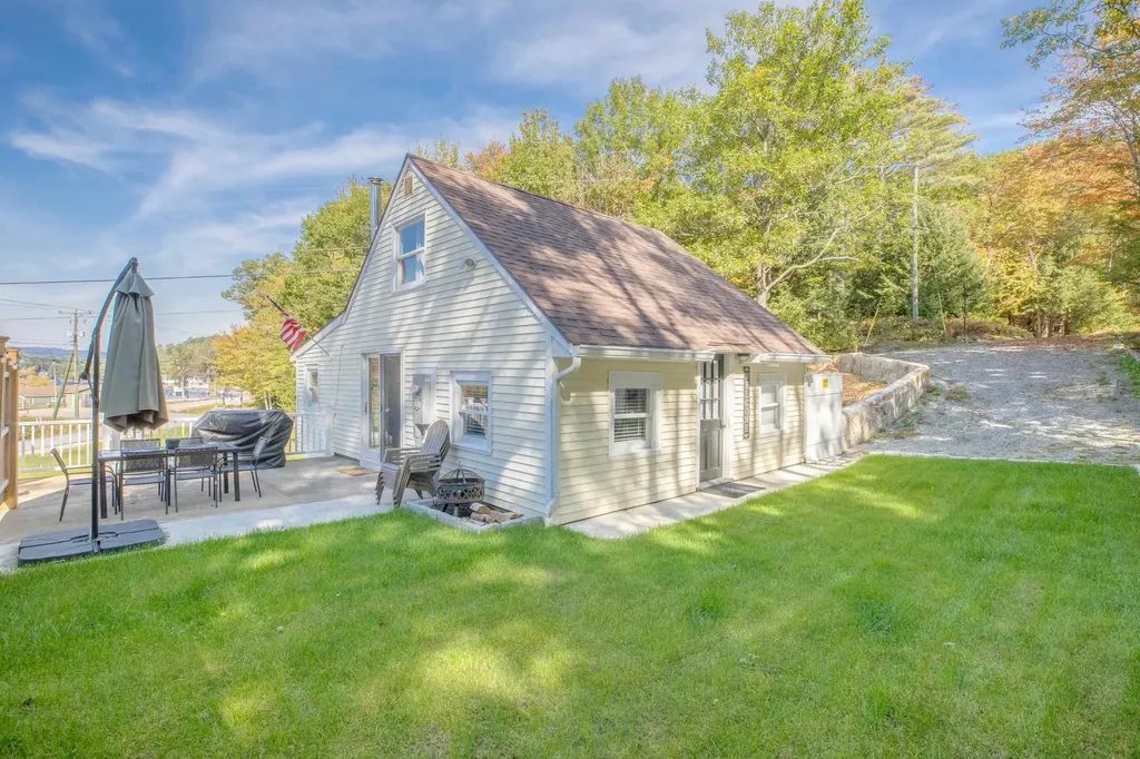 1140 & 1142 North Main Street Bristol NH 03222