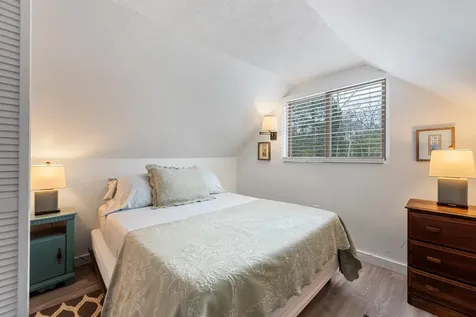 1140 & 1142 North Main Street Bristol NH 03222