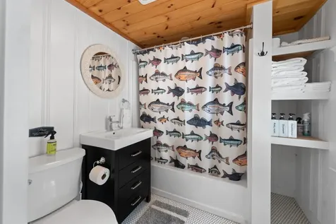 1140 & 1142 North Main Street Bristol NH 03222