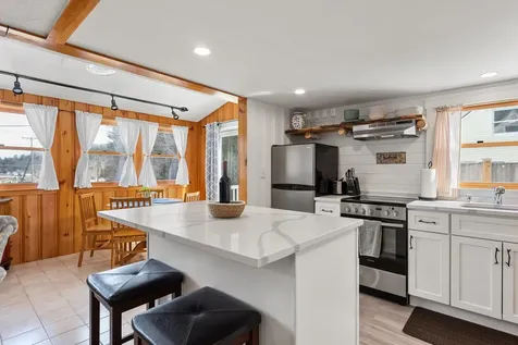 1140 & 1142 North Main Street Bristol NH 03222