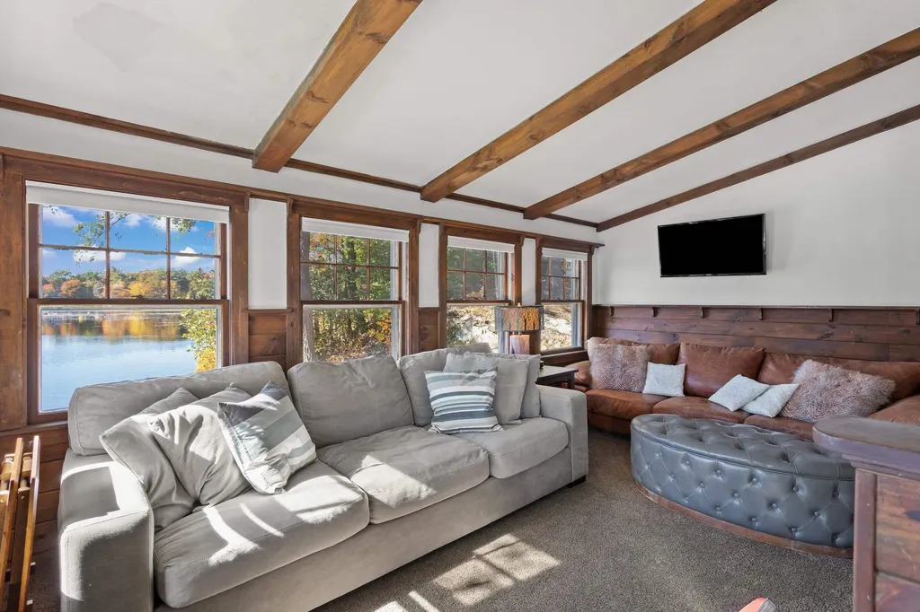 99 -100-101 Longview Drive Hampstead NH 03841