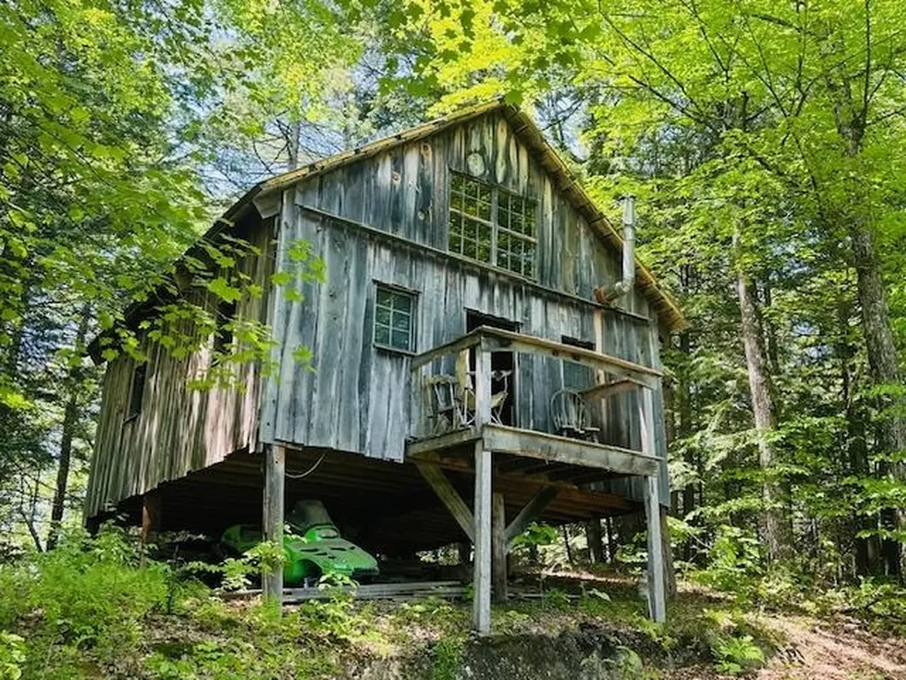 100 Stagecoach Road Rockingham VT 05101
