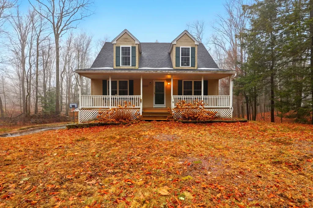 13 Sky Farm Road Northwood NH 03261