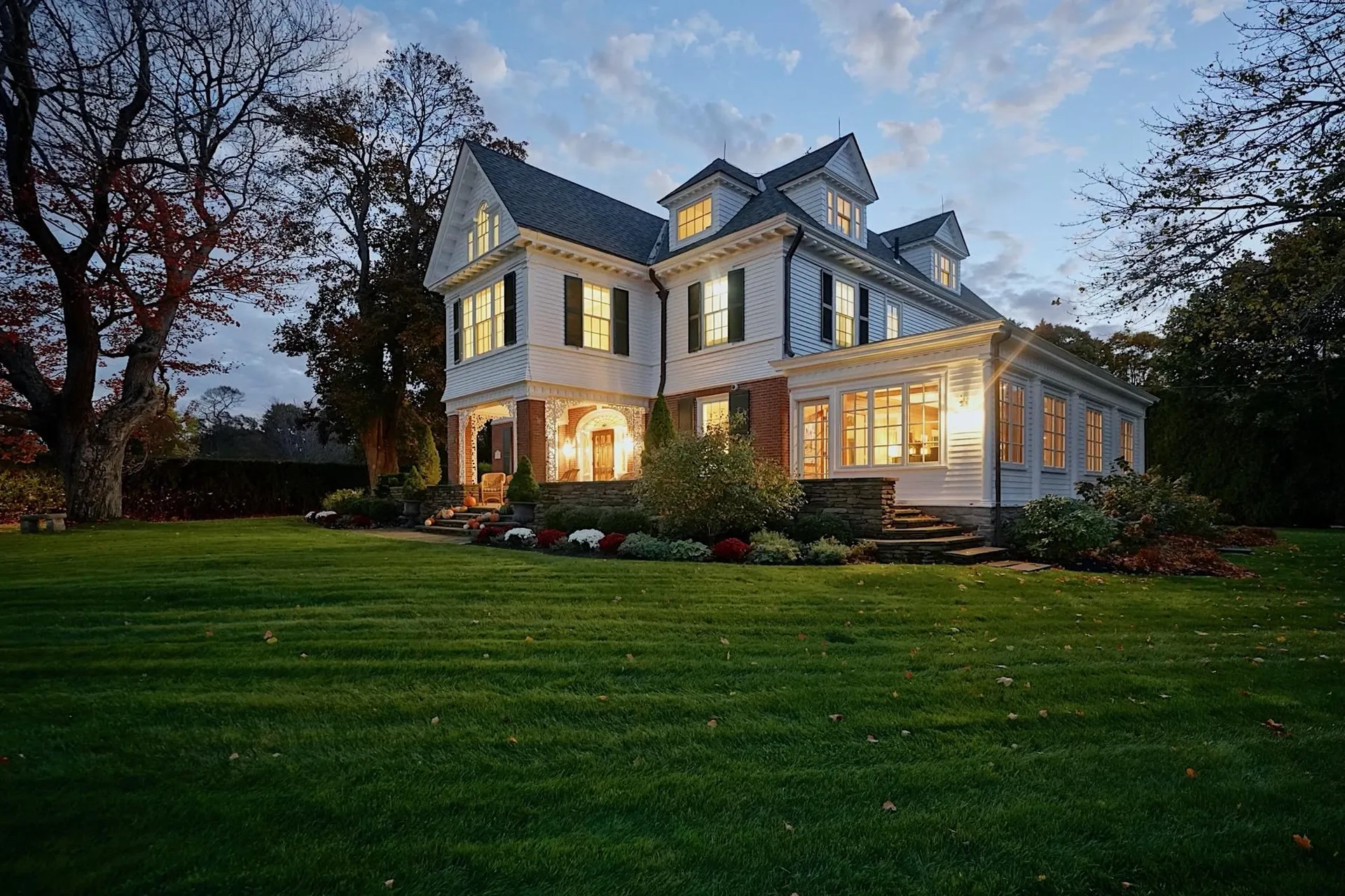 12 Willow Avenue North Hampton NH 03862