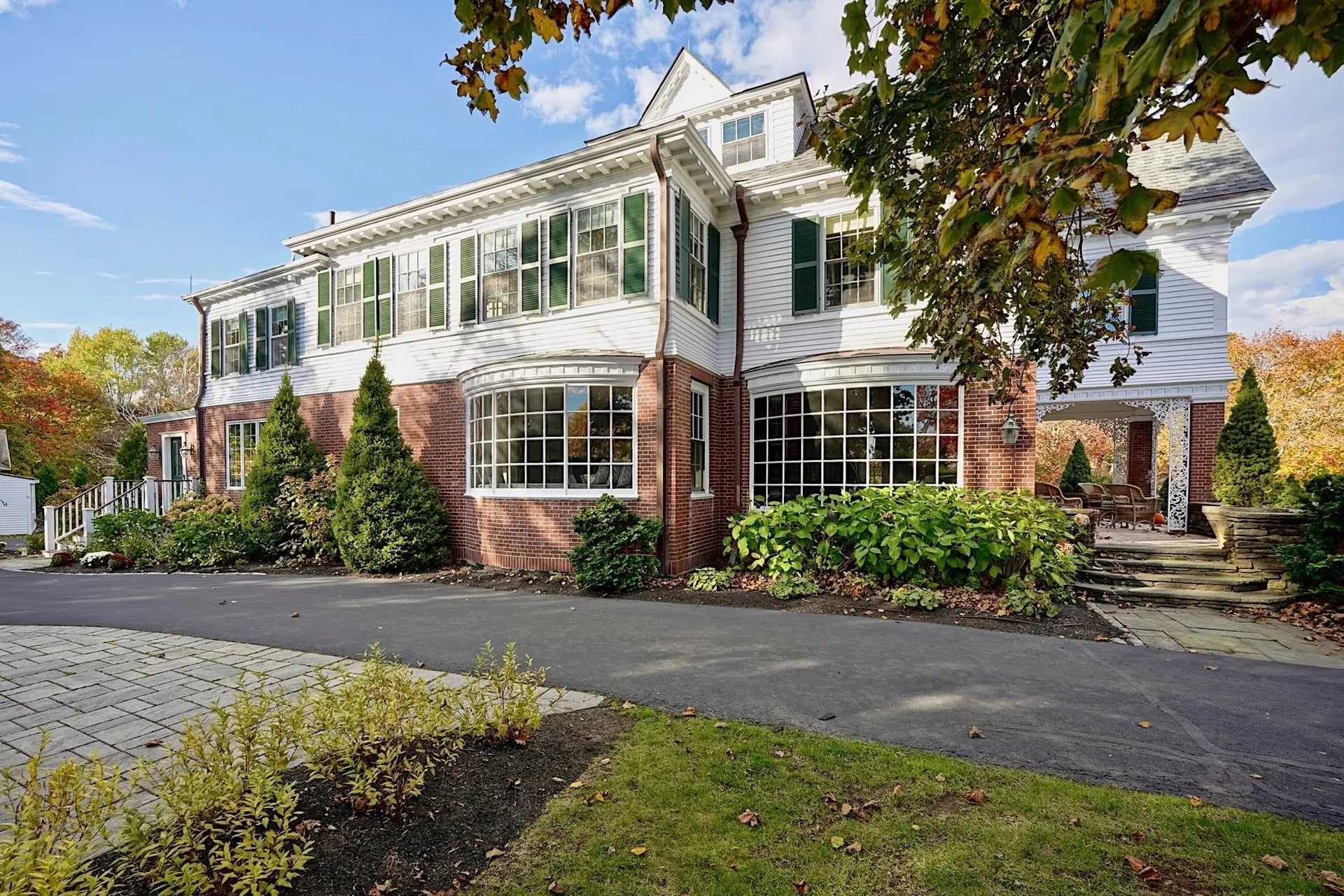 12 Willow Avenue North Hampton NH 03862