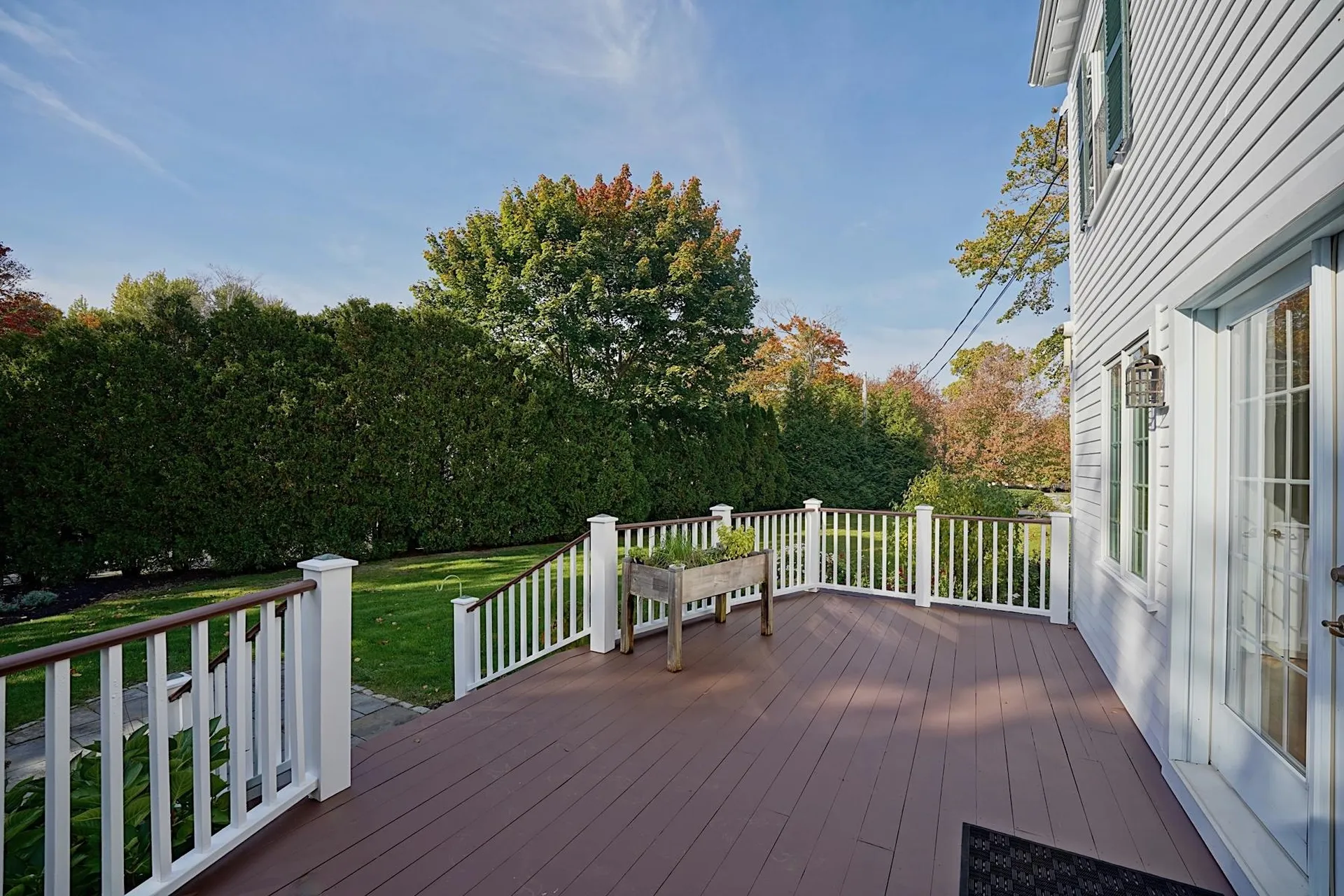 12 Willow Avenue North Hampton NH 03862
