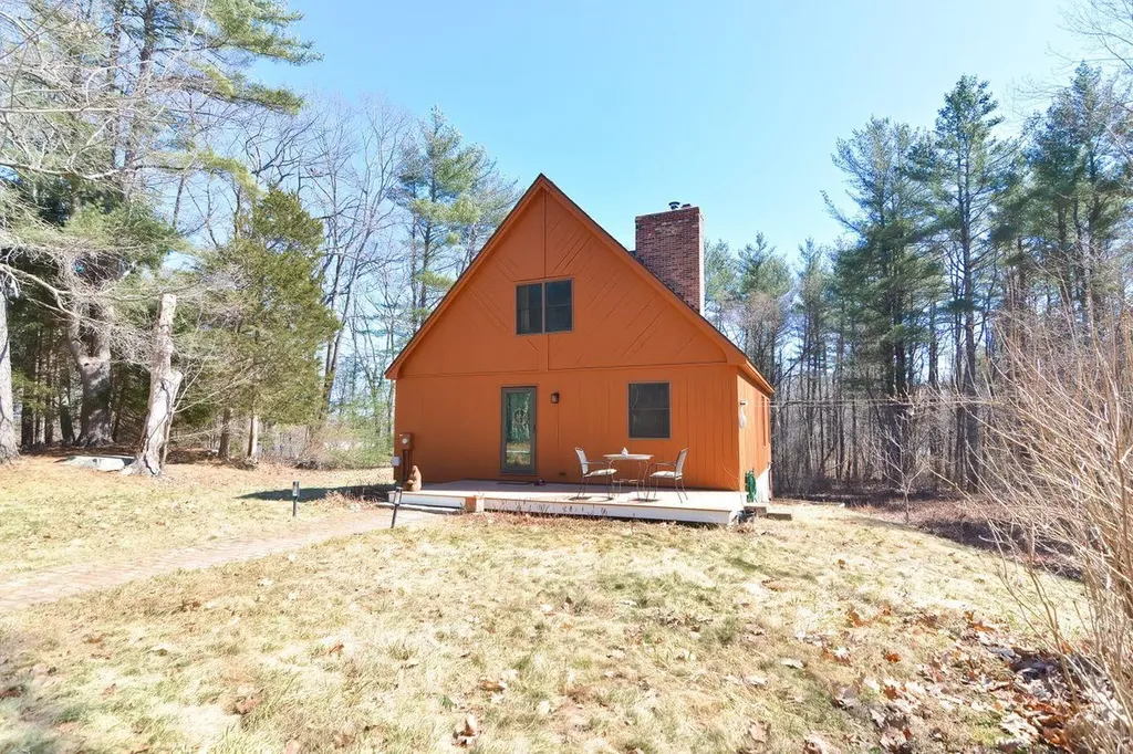 321 Old Garrison Road Dover NH 03820