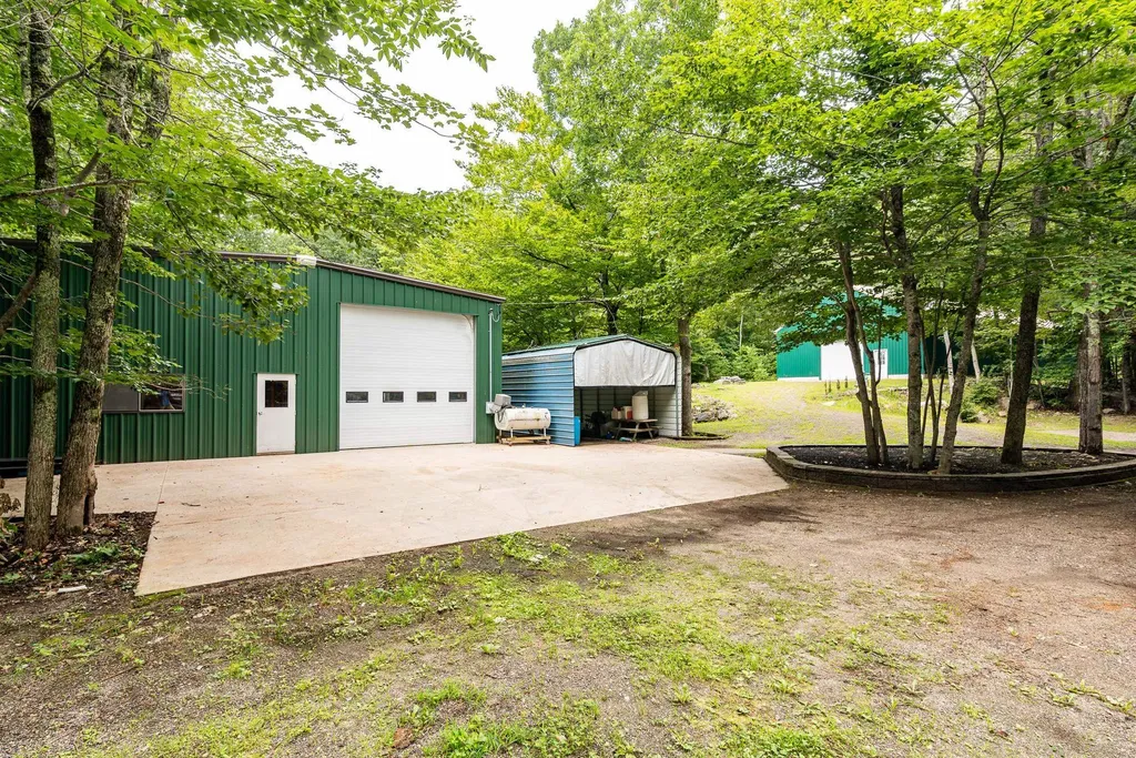 68 Terry Road Wakefield NH 03830