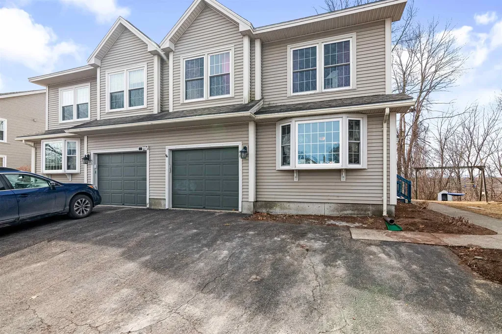 48 Half Moon Terrace Colchester VT 05446