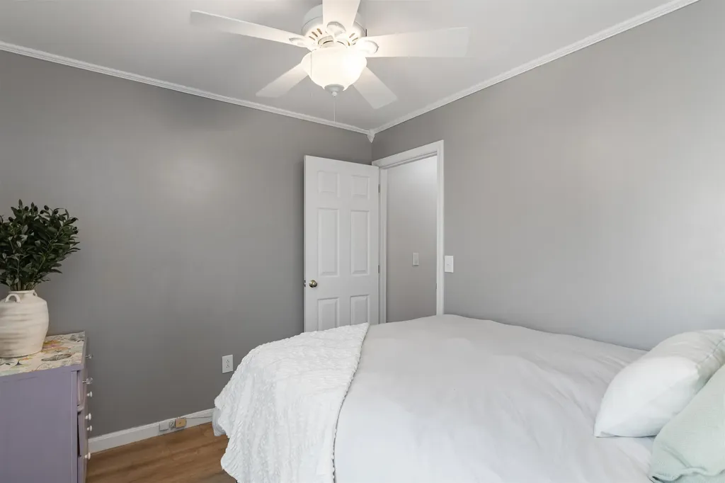 48 Half Moon Terrace Colchester VT 05446